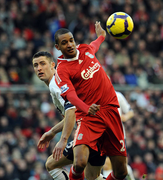 他在賽季後 他在賽季後