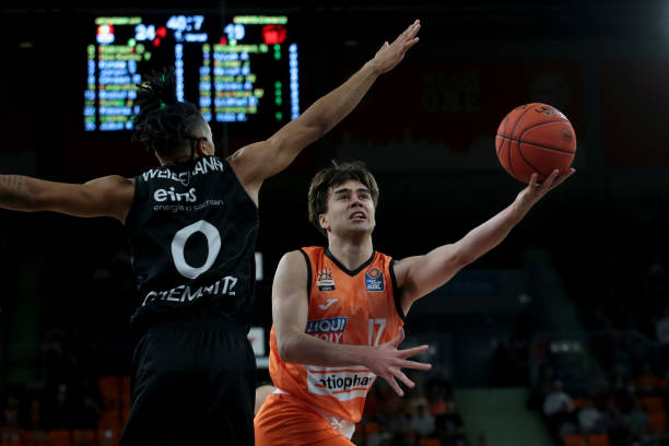 决定胜负的 决定胜负的